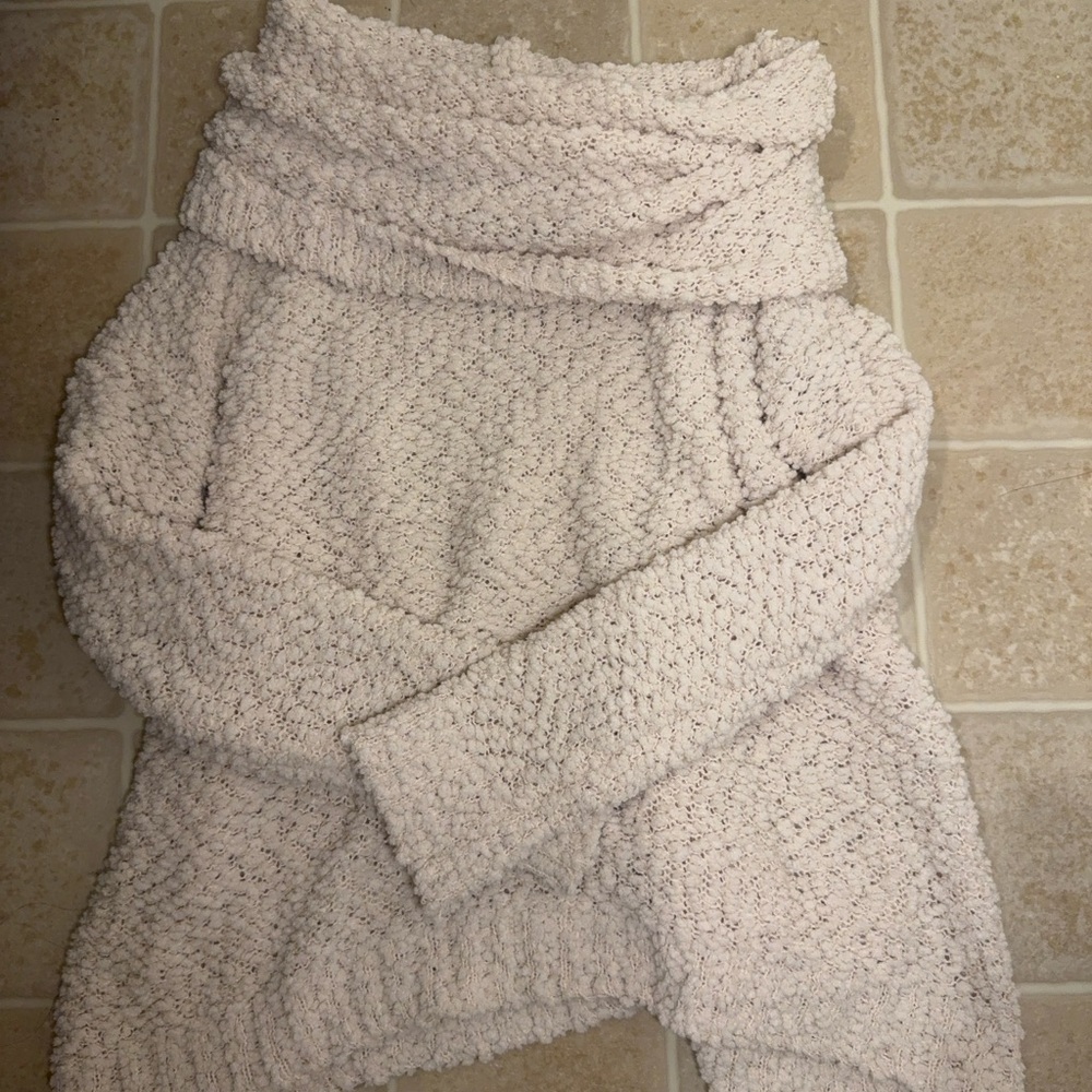 Altar’d state sweater - Picture 7 of 9